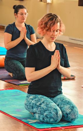 200hrs-300hrs-yoga-teacher-training